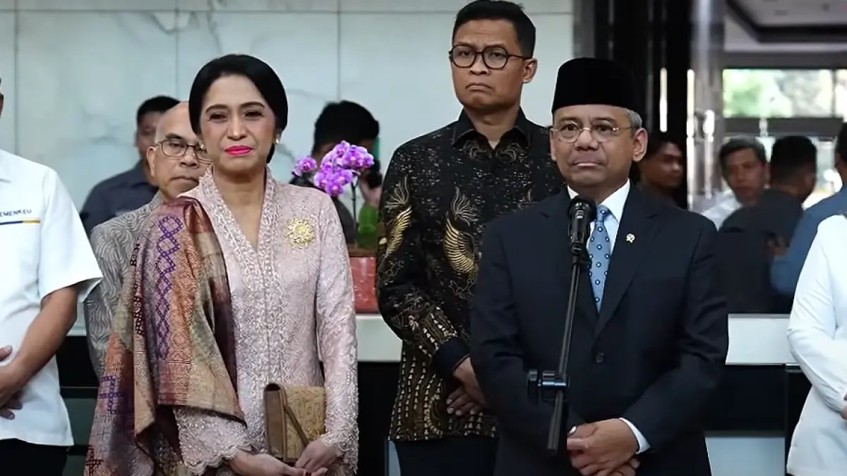 Suahasil Nazara resmi menjadi Menteri Keuangan. Simak jejak pendidikan, karier akademik, dan pengalaman kebijakannya sebelum masuk kabinet. (Youtube. com)
