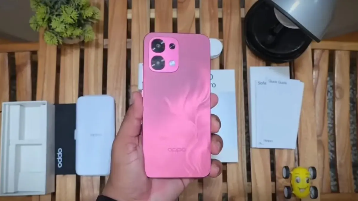 HP Oppo terbaru awal 2026 hadir dari kelas Rp1 jutaan hingga flagship dengan kamera 200 MP dan baterai hingga 7.500 mAh.