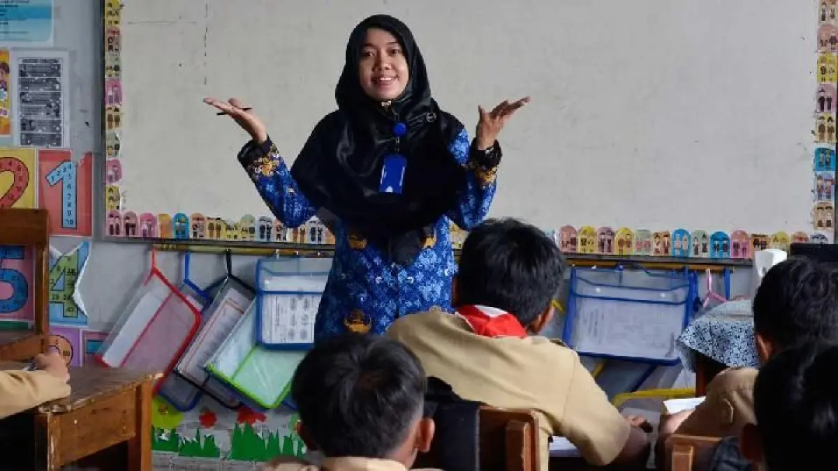 Persiapan PPG 2026 mencakup SIM PKB, Info GTK, verval ijazah, dan belajar.id. Guru juga perlu mengecek bidang studi PPG (Pinterest).