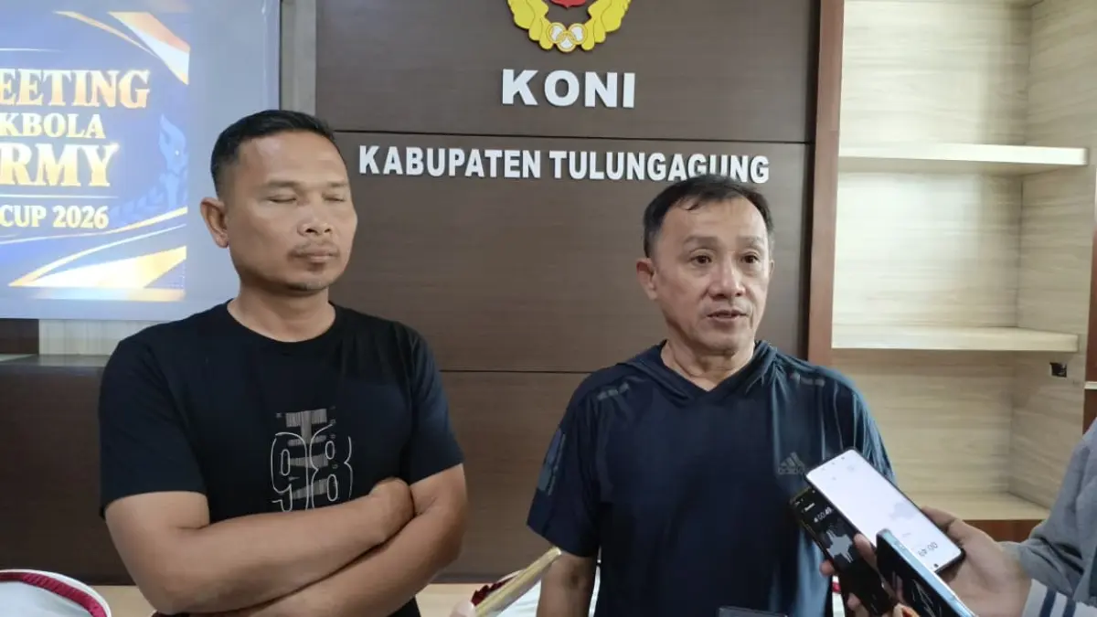 Sebanyak 32 tim mengikuti turnamen sepak bola antarklub yang digelar di Stadion Rejoagung.&nbsp;(RAHIIQ Al BACHRI/RADAR TULUNGAGUNG)