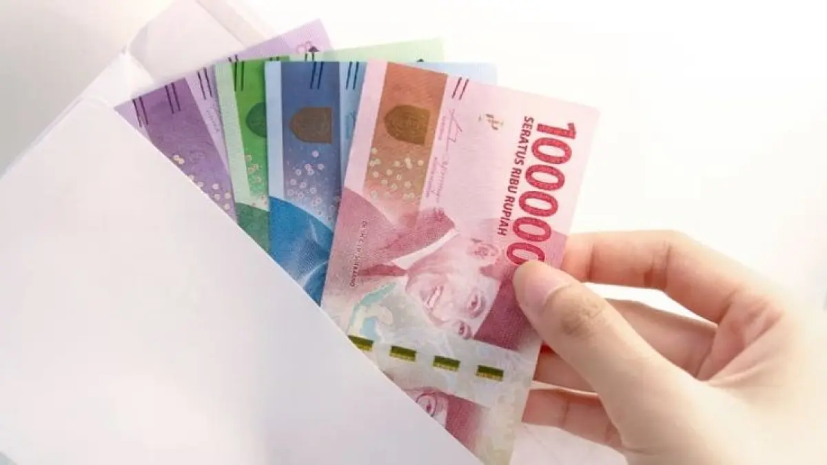 THR PNS 2026 menunggu pengumuman Prabowo. Anggaran Rp55 triliun sudah tersedia, sementara aturan pencairan masih difinalisasi.(PINTEREST)