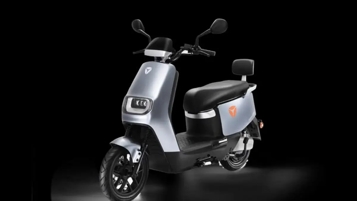 Yadea E8S Pro punya jarak tempuh 150 km, bagasi 32 liter dan harga Rp23,9 juta. Simak spesifikasi lengkapnya.(PINTEREST)
