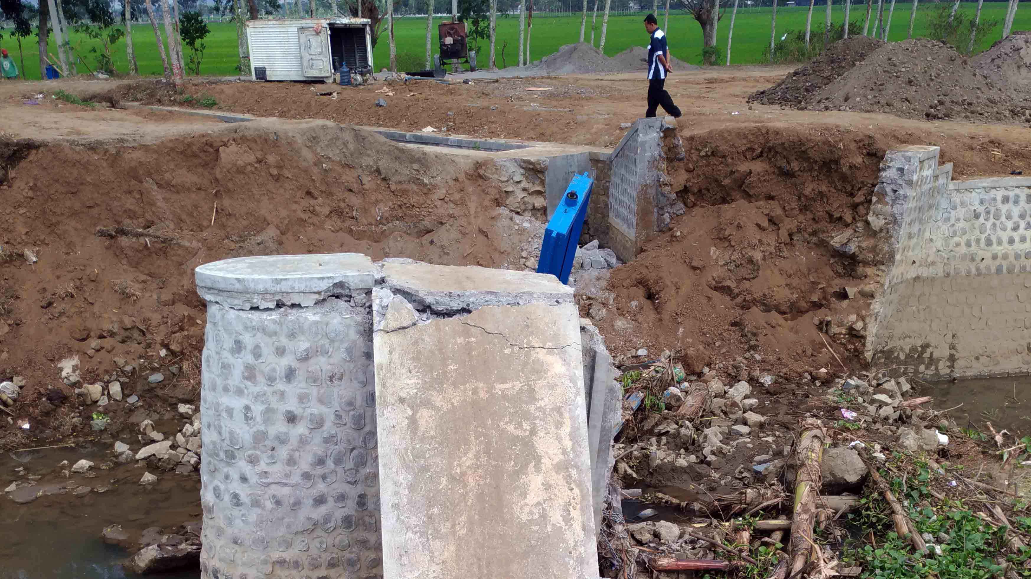 bupati-bereaksi-soal-dam-dukuh