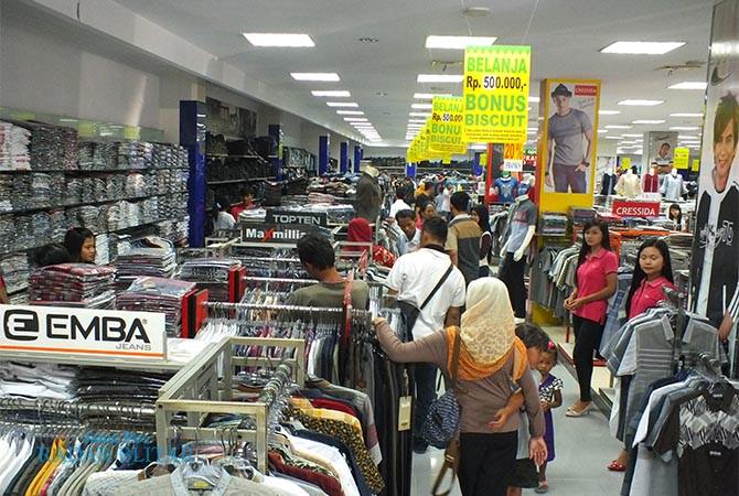 apollo-super-store-blitar-banderol-diskon-gila-gilaan