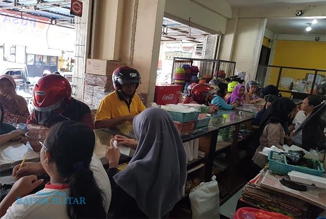 di-pusat-plastik-wijaya-belanja-nyaman-bebas-parkir-dan-berhadiah