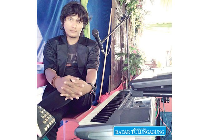 dyan-pranata-musisi-keyboard-tunggal-serta-pembuat-lagu