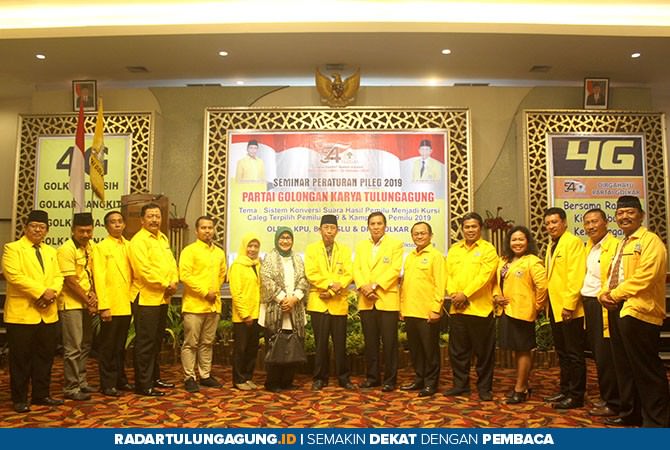 partai-golkar-gelar-seminar-kepemiluan-dalam-rangkaian-hut-ke-54