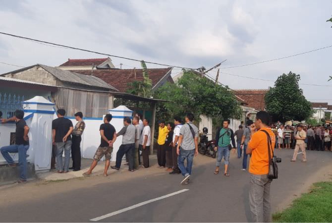 ngeri-hasil-otopsi-mayat-pasutri-yang-digorok-temukan-40-luka-bacokan