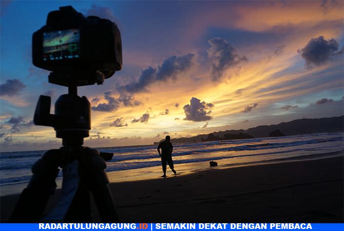 eksotika-sunset-di-pantai-konang
