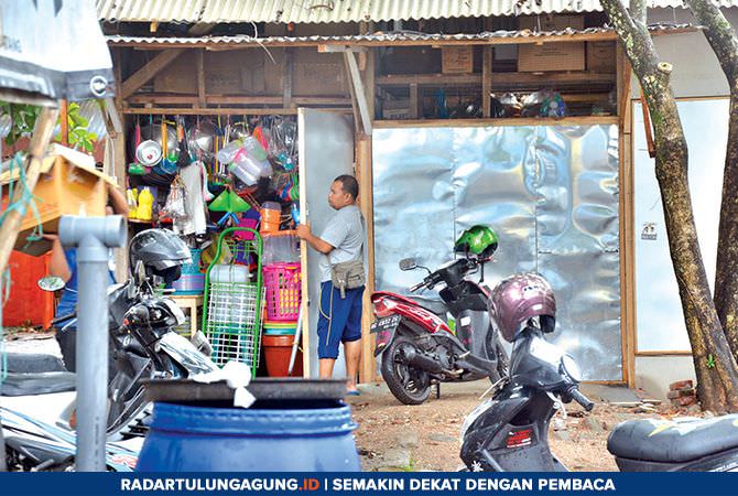 musim-hajatan-aktivitas-pedagang-jajanan-kini-membaik