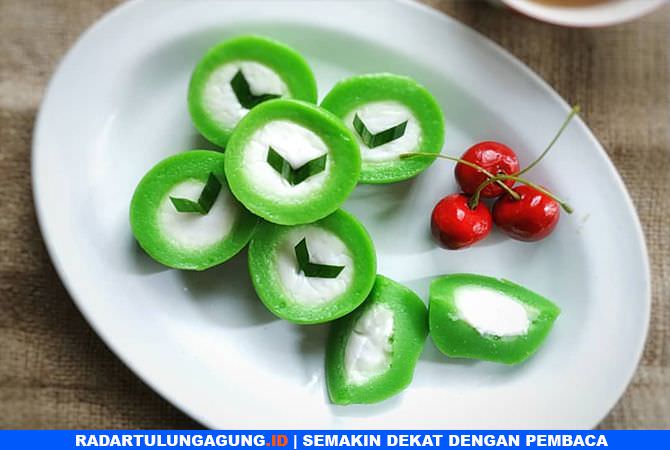 kue-talam-lembut-manis-dan-bikin-ketagihan