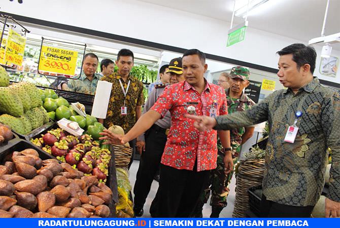 hyfresh-resmi-buka-di-blitar-square-jual-25-ribu-jenis-barang-lokal