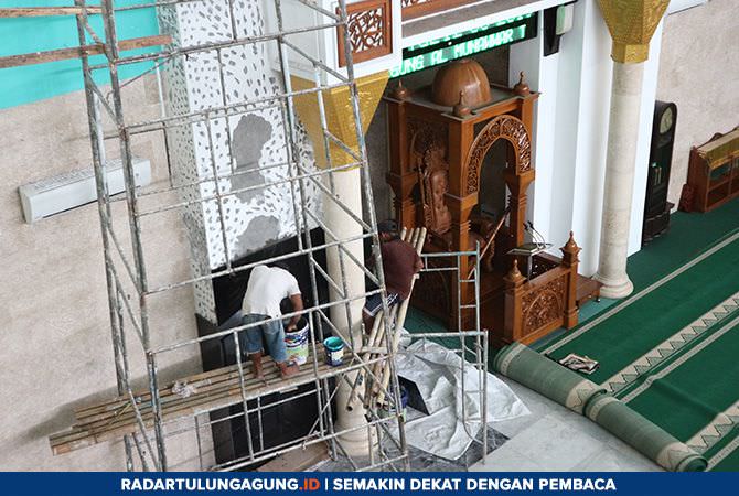 masjid-agung-al-munawwar-terus-bersolek