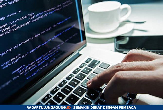 beberapa-cara-perawatan-agar-monitor-tak-cepat-rusak