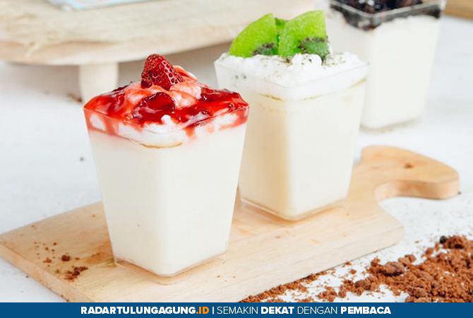 dessert-panna-cotta-lumer-di-mulut-lebih-enak-disantap-dingin