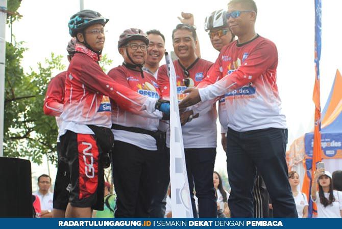 pesta-rakyat-simpedes-dan-briffest-berbagi-bahagia-se-indonesia