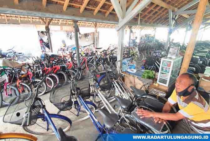 keluh-kesah-pedagang-sepeda-di-pds-tulungagung-saat-pandemi-korona