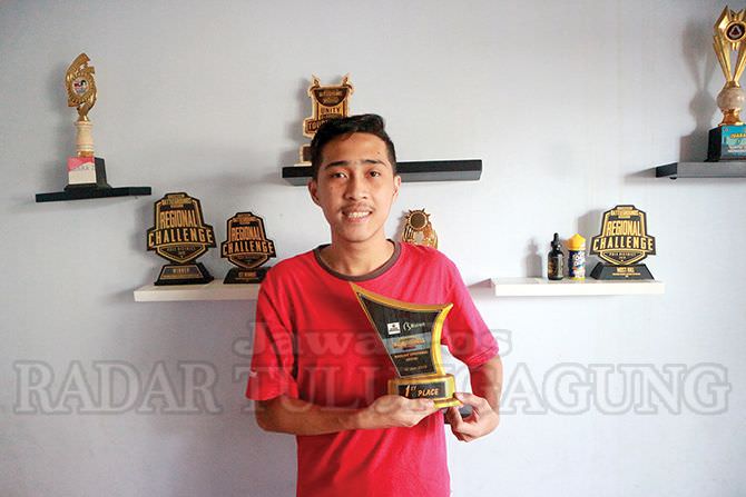 bisa-sampai-14-jam-sehari-demi-asah-strategi