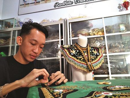 belajar-otodidak-pernah-kirim-karya-ke-jepang
