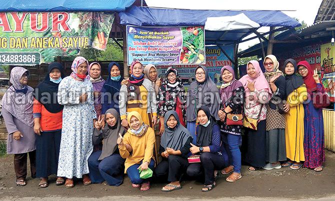 perjuangan-nur-hikmawati-untuk-membantu-meringankan-beban-para-janda