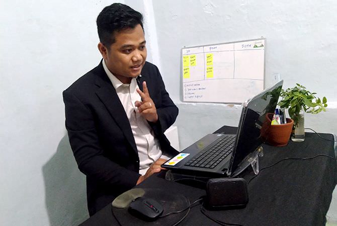 mengenal-ahmad-khoirudin-perintis-kampung-inggris-blitar