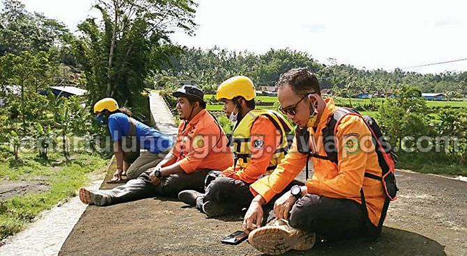 pengalaman-petugas-penanggulangan-bencana-di-musim-penghujan