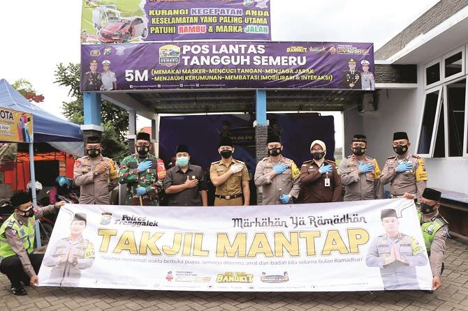 program-takjil-mantap-polres-trenggalek-gandeng-forkopimda-dan-ormas