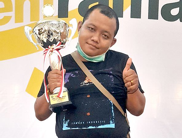 candra-boy-oka-peraih-juara-1-nasional-stand-up-comedy