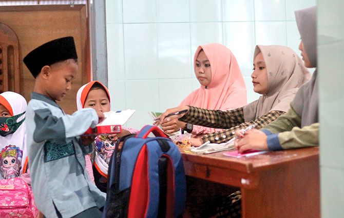 perjuangan-guru-madin-seolah-diabaikan