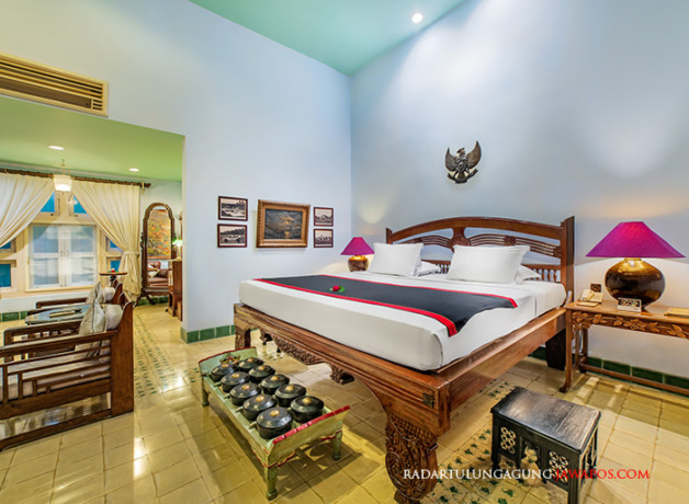 NYAMAN: Sang Fajar Suite menjadi jujugan para tamu penting. Di sana terdapat berbagai furnitur khusus. (HOTEL TUGU SRI LESTARI FOR RADAR BLITAR)