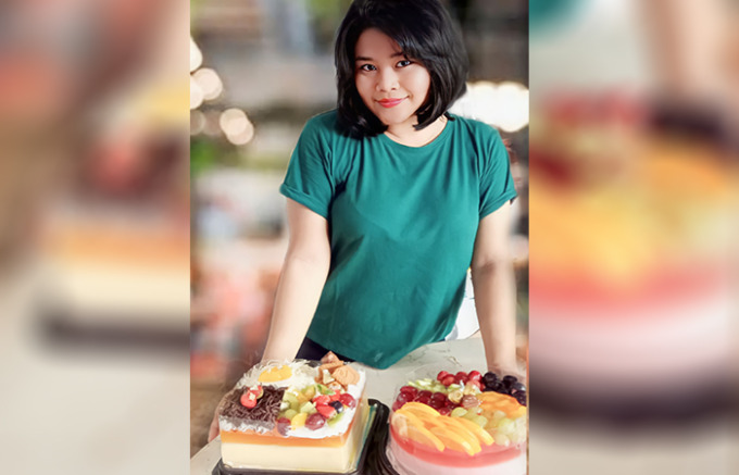 MANIS: Pudding buah yang super cantik dan segar. (FOTO : MAAMAAKEE CATERING UNTUK RADAR TULUNGAGUNG)