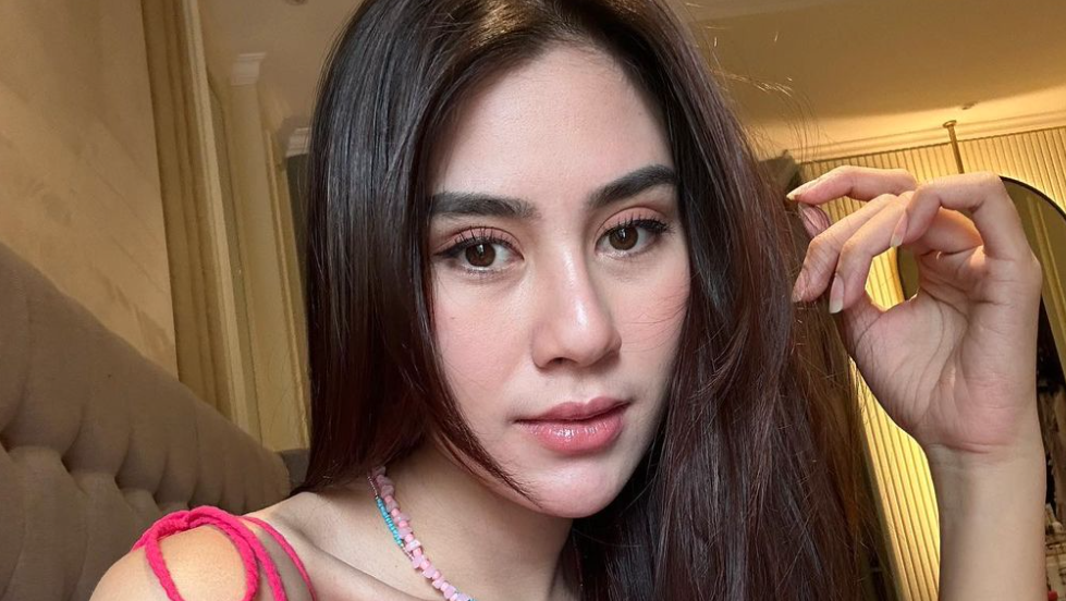 Syahnaz Sadiqah (INSTAGRAM)