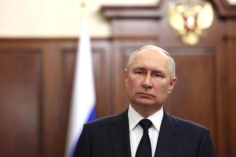 Presiden Putin menyodorkan sejumlah opsi untuk anggota kelompok militer swasta Wagner yakni menandatangani kontrak dengan Kementerian Pertahanan Rusia, pulang ke Rusia atau pergi ke Belarus. (Xinhua)
