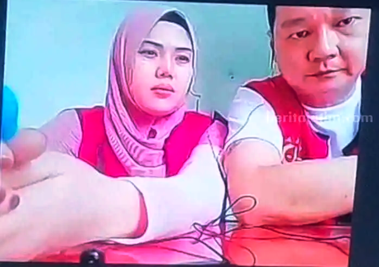 KOMPAK: PASUTRI Sumantri Tanudin dan Nanik Mustika disidang secara daring. (ISTIMEWA)