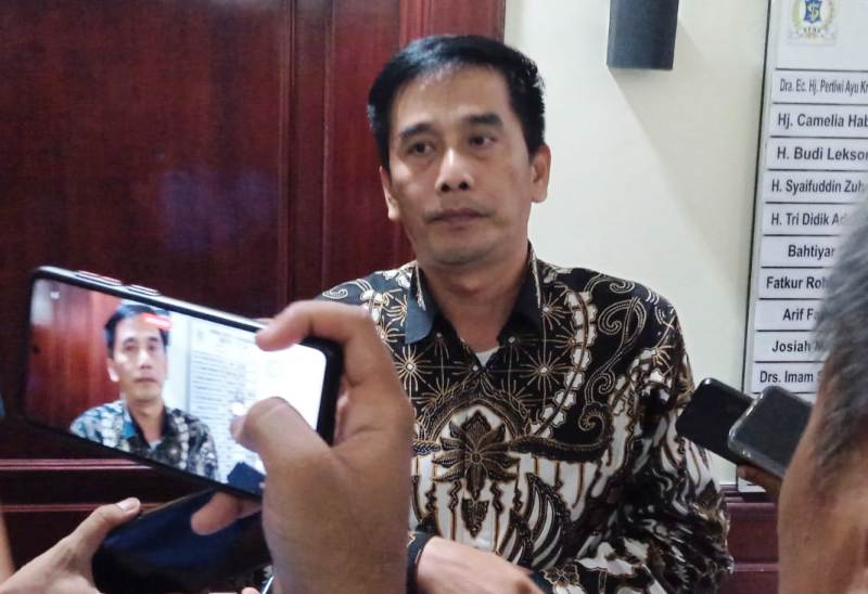 Ketua KPU Surabaya, Nur Syamsi. (RAHMAT SUDRAJAT/RADAR SURABAYA)