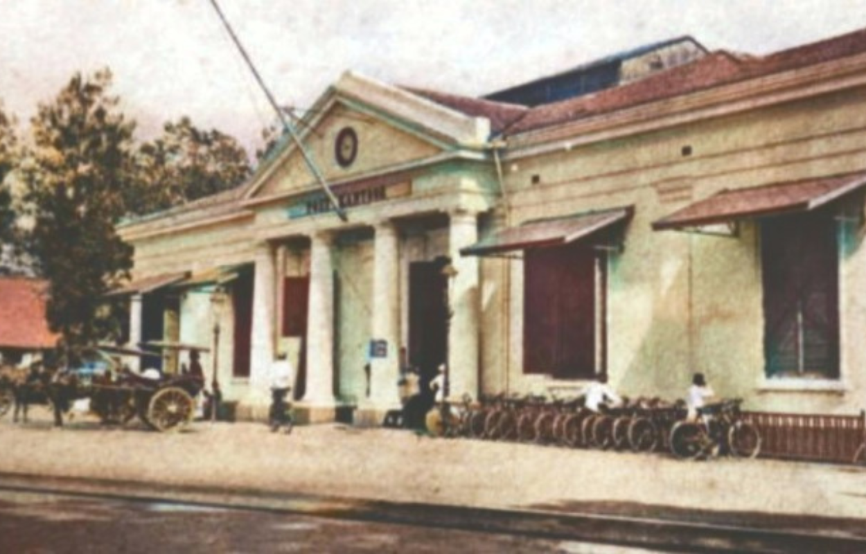 TINGGAL KENANGAN: Bangunan Kantor Pos Bibis yang bergaya indische kolonial. (ISTIMEWA)