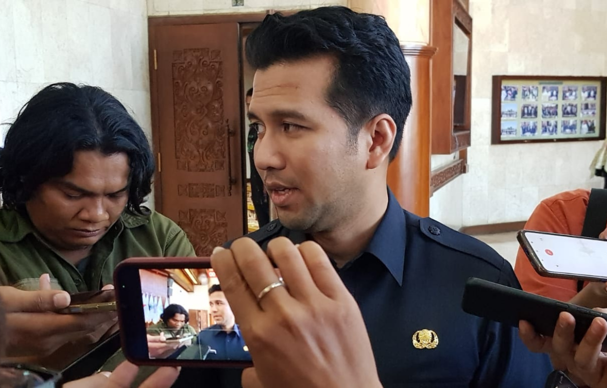 Wakil Gubernur Jawa Timur Emil Elestianto Dardak. (MUS PURMADANI/RADAR SURABAYA)