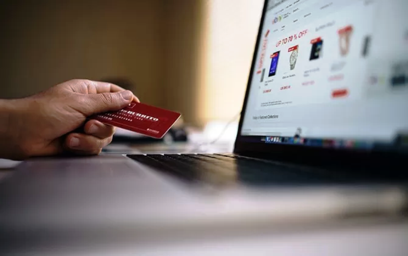 Ilustrasi e-commerce. (DOK. JPC)
