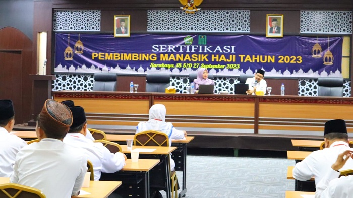 DISKUSI: Pemerintah mendapat banyak masukan dari masyarakat terkait penyelenggaraan ibadah haji. Persoalan serius ini dibahas dalam Sertifikasi Pembimbing Manasik Haji Tahun 2023, Selasa (19/9).