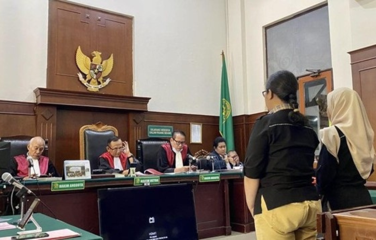 AKAL BULUS: Redy Winarno disidangkan secara daring. (ISTIMEWA)