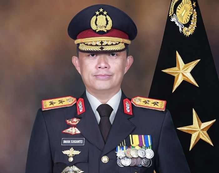 AREMA: Irjen Pol Imam Sugianto mulai 14 Oktober menjadi Kapolda Jatim. (IST)