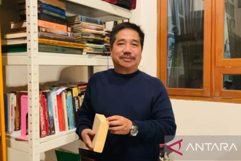 Pakar komunikasi politik dari Universitas Airlangga Surabaya Suko Widodo. (ANTARA/HO-Dokumen pribadi)