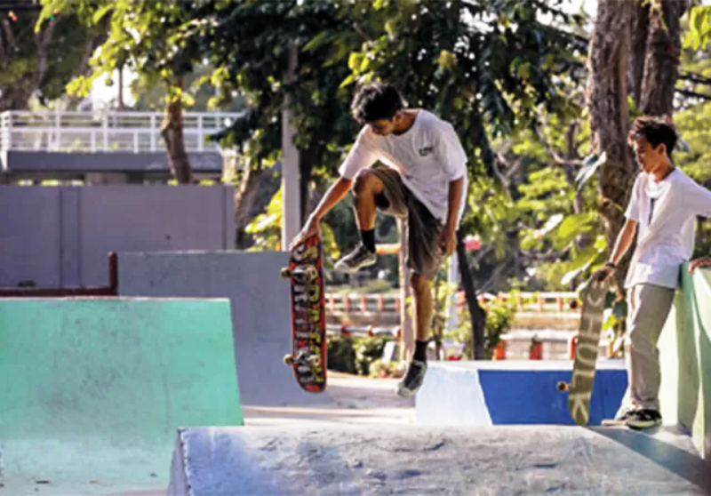 Arena Skateboard and BMX di Kalimas Surabaya.