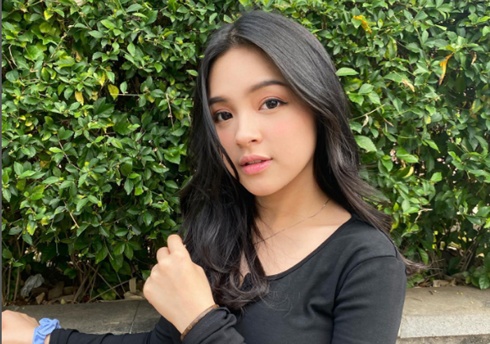 Eca Aura yang memiliki nama asli Elsa Japasal.