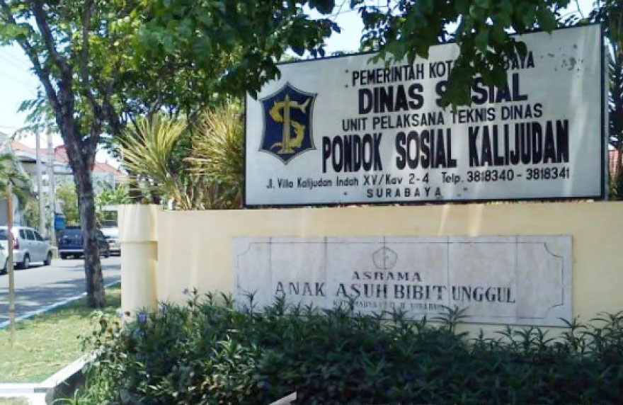 DIGEMBLENG: Bekas asrama anak asuh bibit unggul di Vila Kalijudan, Surabaya.