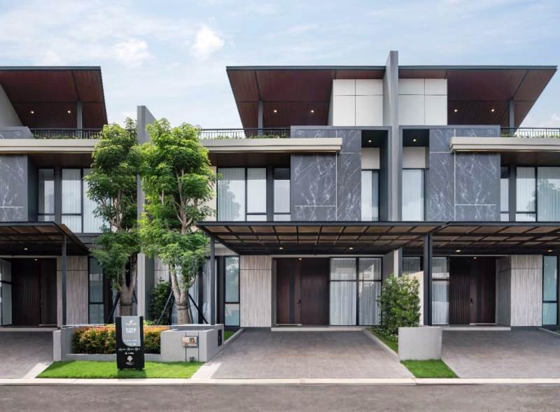 PROMO IMLEK: Cukup bayar tanda jadi, customer bisa memiliki rumah modern dengan fasilitas lengkap di cluster District 9, CitraLand Surabaya.