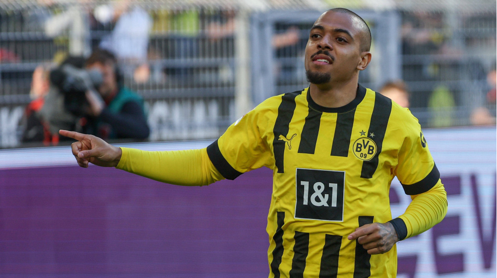 SIAP DILEGO: Donyell Malen siap dilepas Borussia Dortmund dengan harga tinggi.