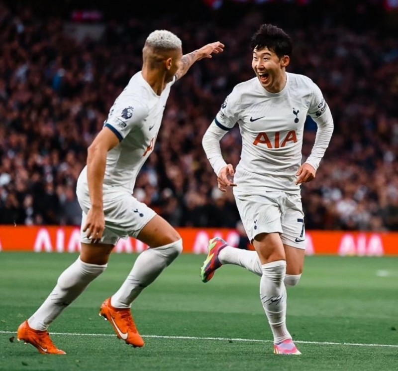 Duet maut Son Heung Min dan Richarlison.