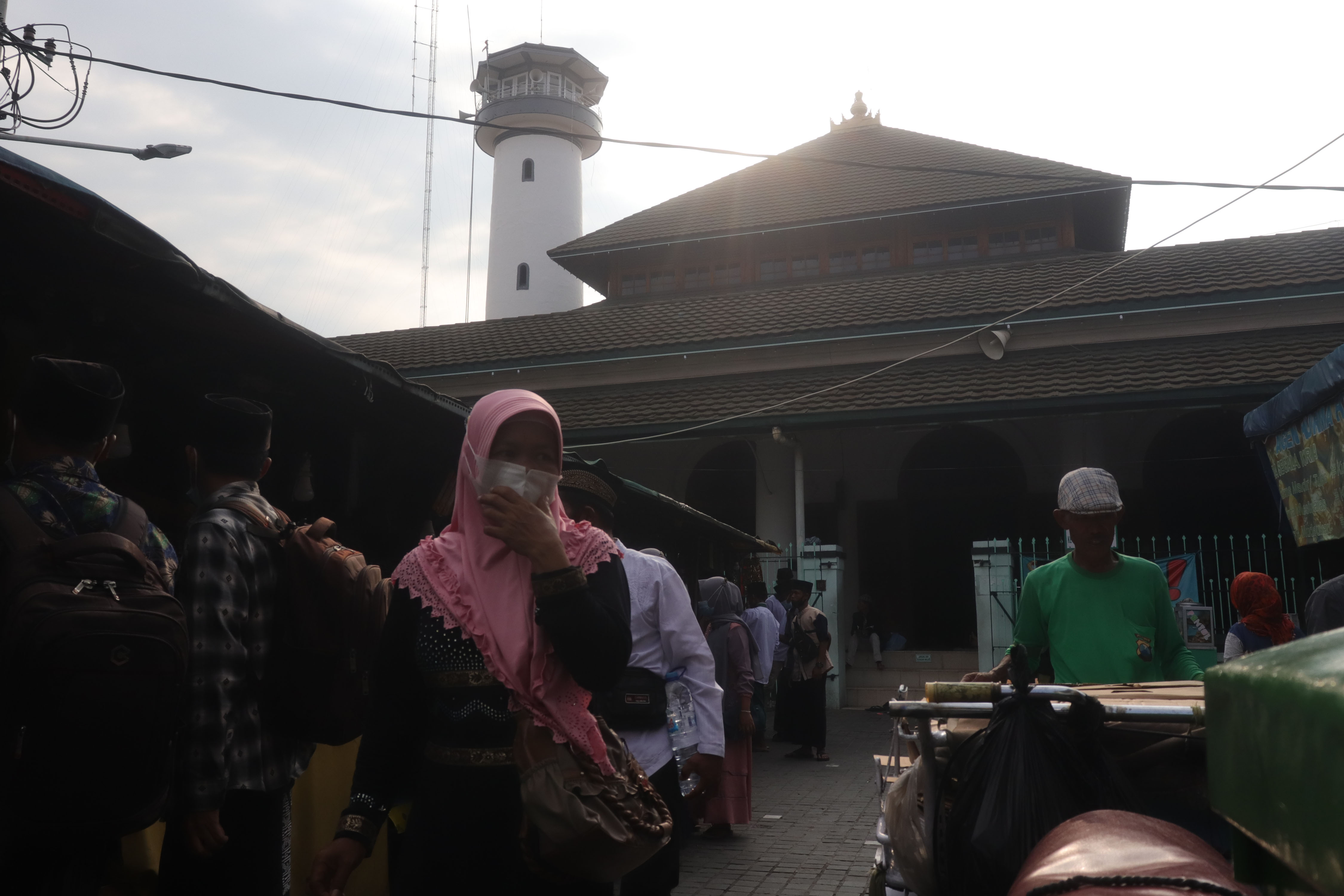 TETENGER: Masjid Ampel menjadi salah satu peninggalan syiar Agama Islam di Surabaya sekaligus ikon dari Kampung Arab.