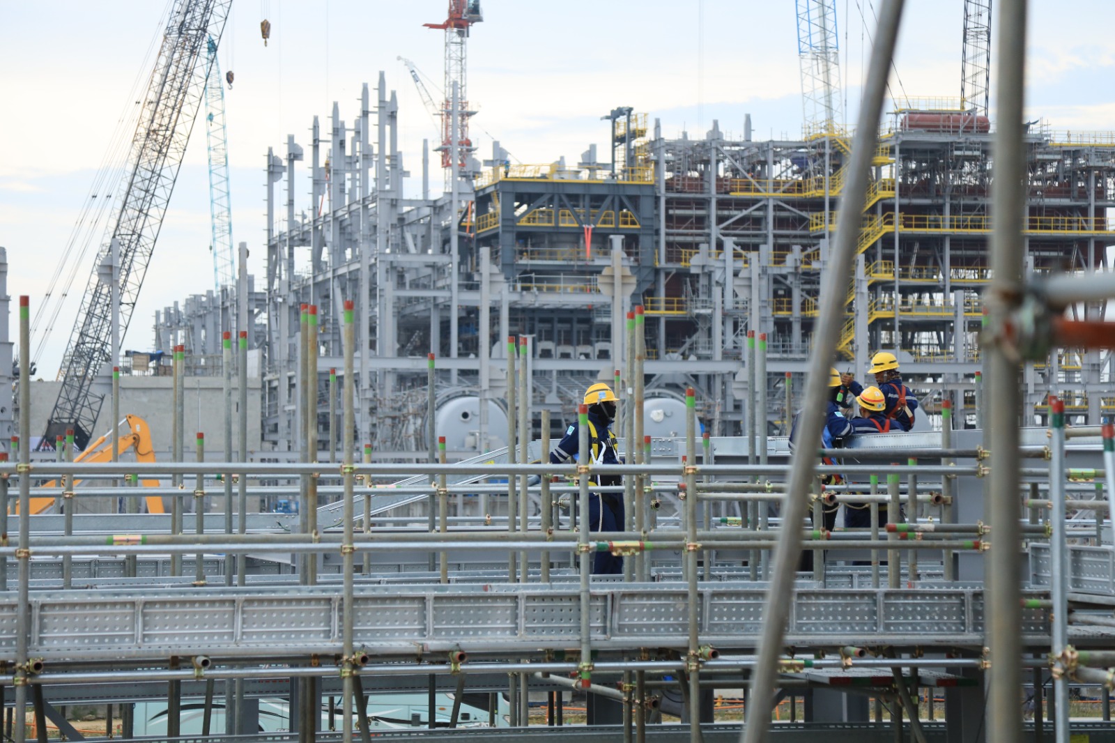 Terus Dikebut : PT Freeport Indonesia terus mempercepat progres penyelesaian proyek Smelter Gresik.